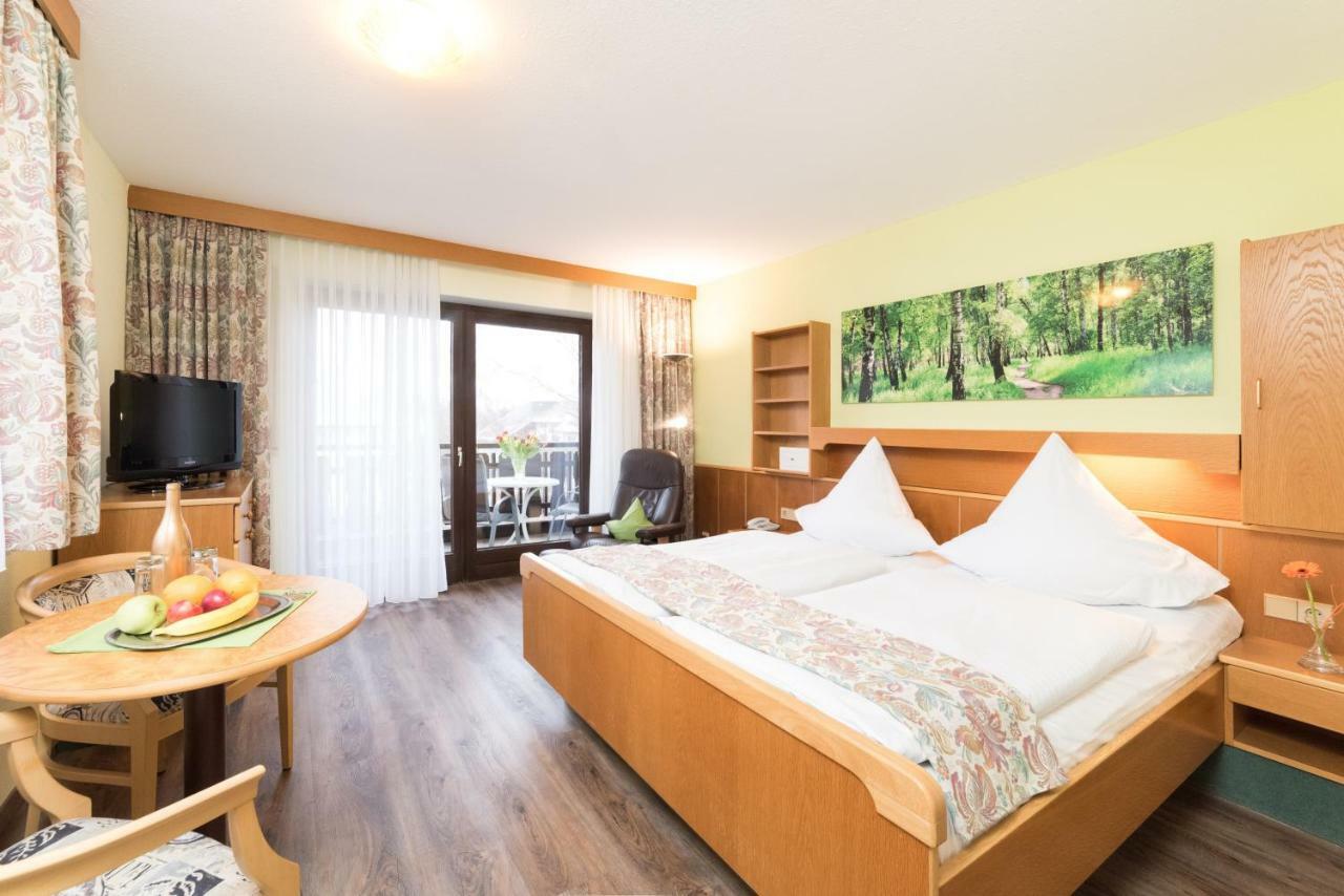 Hotel Garni Vier Jahreszeiten Bad Füssing Dış mekan fotoğraf